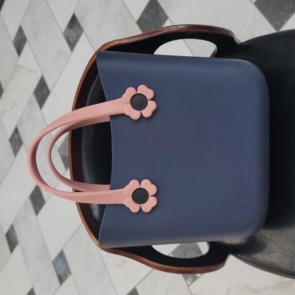 Rubber Tote Charm Bag - Picture 2 of 2